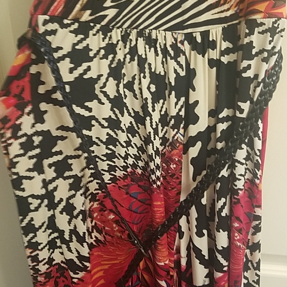 Jumpsuit - Picture 5 of 8